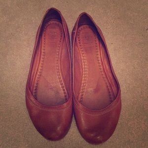 Frye leather flats 8.5